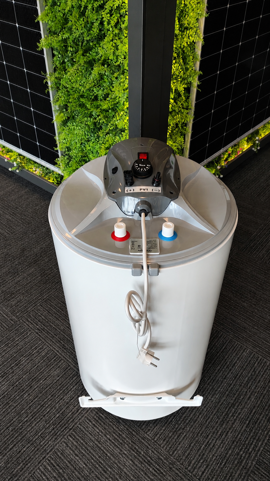 80 Litre Güneş Paneli Ile Çalışan Hibrit Su Isıtıcısı (ac-dc)-detail