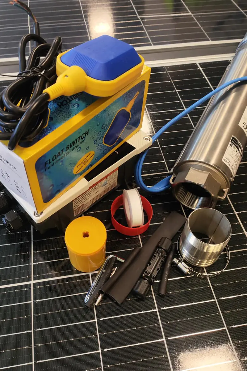 110 Volt 1600 Watt Maks 85 Metre 9 Ton Serisi 3 Inch Fanlı Sürücülü Su Bittiğinde Otomatik Durma Özelliğine Sahip Dc Dalgıç Pompa-detail