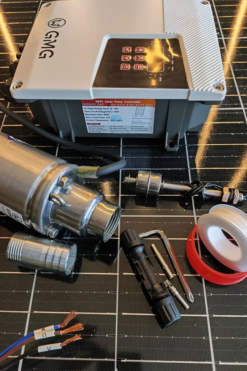 12 Volt 180 Watt Maks 35 Metre 2 Ton Serisi 3 Inch Helezonlu Sürücülü Su Bittiğinde Otomatik Durma Özelliğine Sahip Dc Dalgıç Pompa-detail