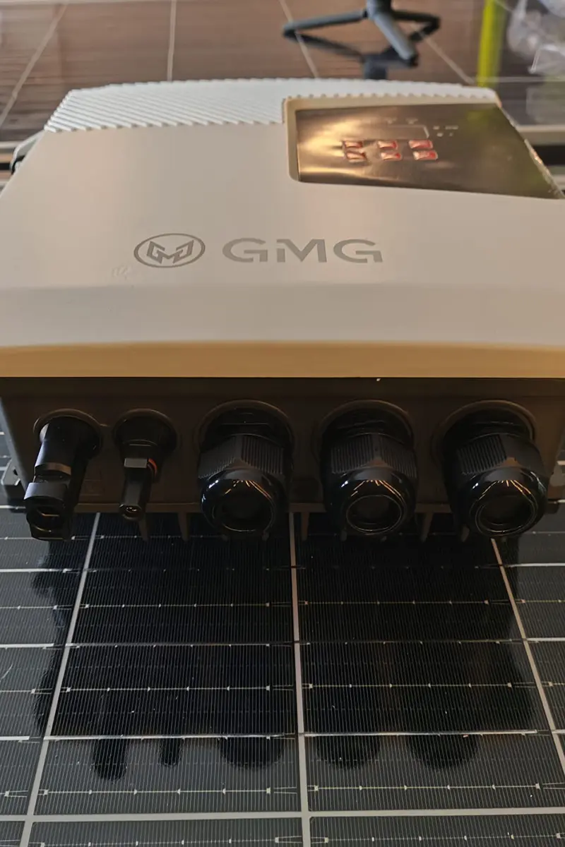 300 Volt 2200 Watt Maks 110 Metre 13 Ton Serisi 4 Inç Fanlı Sürücülü Su Bittiğinde Durma Özelliğine Sahip Şamandıralı Dc Dalgıç Pompa-detail