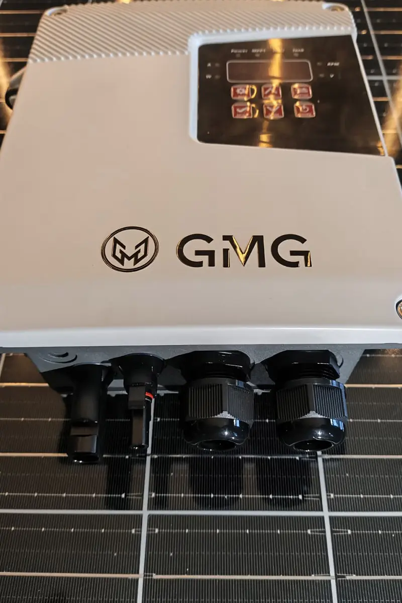 72 Volt 950 Watt Maks 145 Metre 2 Ton Serisi 3 Inch Helezonlu Sürücülü Su Bittiğinde Otomatik Durma Özelliğine Sahip Dc Dalgıç Pompa-detail